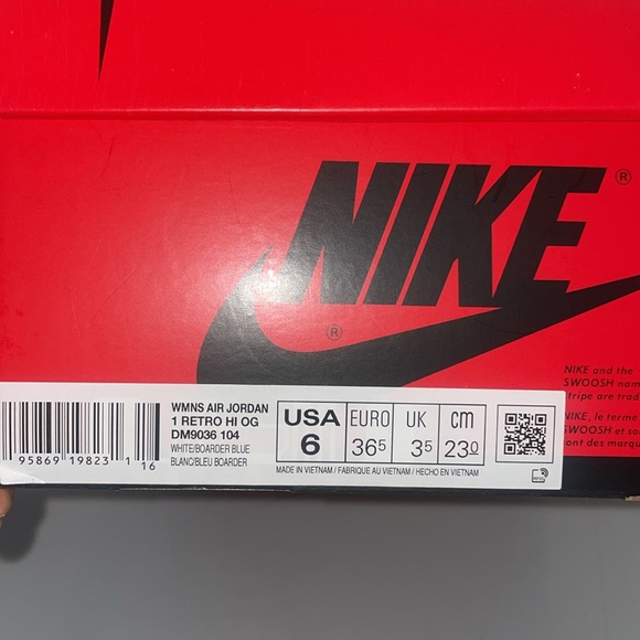 Nike Air Jordan 1 Retro HI OG - Picture 8 of 8